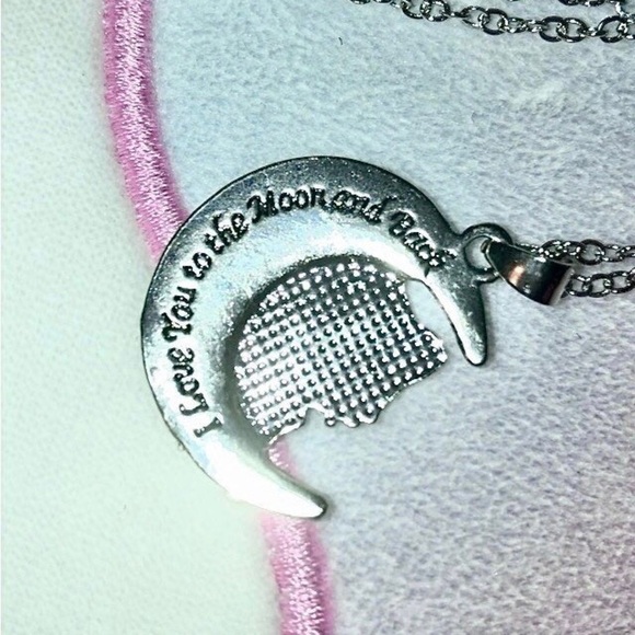 HELLO KITTY RHINESTONE CRESCENT MOON ROMANTIC NECKLACE gift christmas - Picture 3 of 4